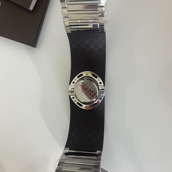 Gucci Watch - Picture 5 of 7